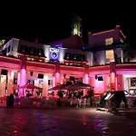 מלון Cratos Premium Hotel, Casino, Port &