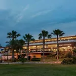 Cratos Premium Hotel, Casino, Port & Kazaphani