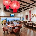 Cratos Premium Hotel, Casino, Port &