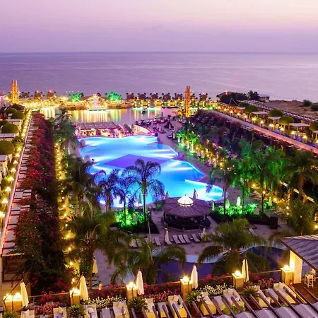 Cratos Premium Hotel, Casino, Port & 5* Kazaphani