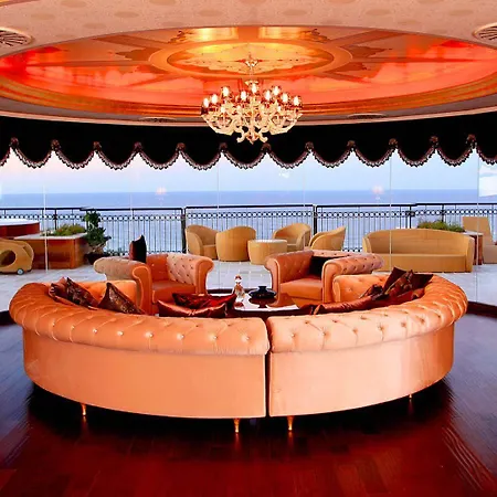 Hotel Cratos Premium Hotel, Casino, Port &