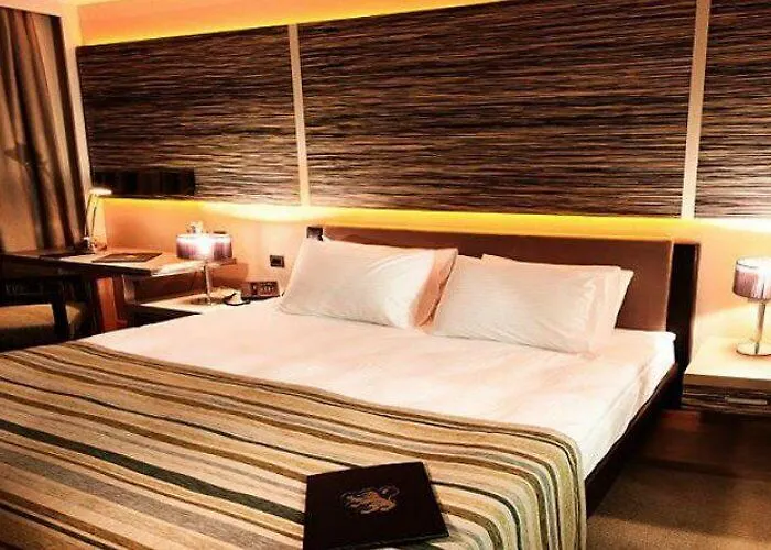 ホテル Cratos Premium Hotel, Casino, Port &