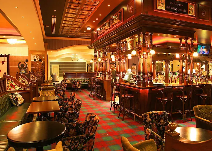 Cratos Premium Hotel, Casino, Port & ホテル 5*