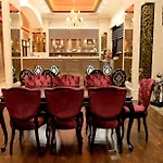 Cratos Premium Hotel, Casino, Port & Hotel Kazaphani