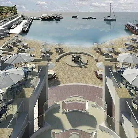 Cratos Premium Hotel, Casino, Port &