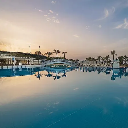 Cratos Premium Hotel, Casino, Port & 5*