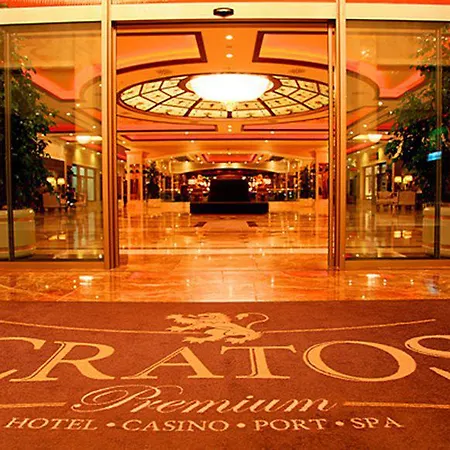 Cratos Premium Hotel, Casino, Port & Otel Kazaphani