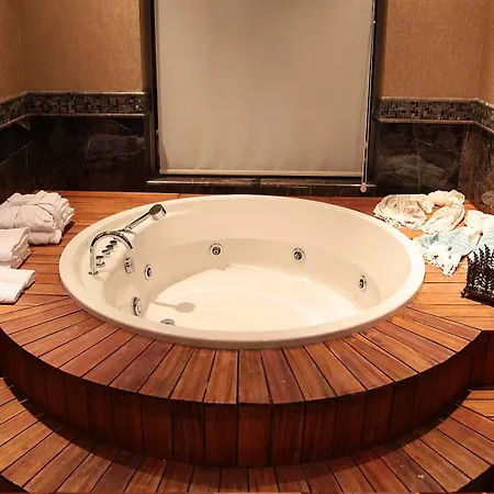 Hotel Cratos Premium Hotel, Casino, Port & 5*