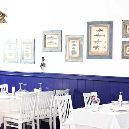 Cratos Premium Hotel, Casino, Port &