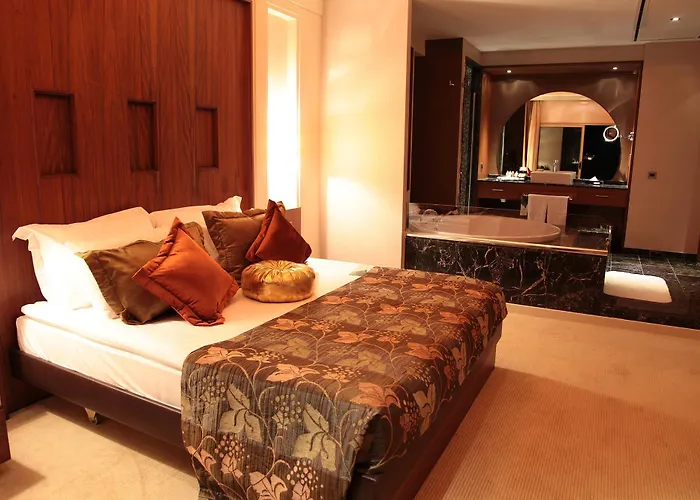 Hotel Cratos Premium Hotel, Casino, Port & 5*