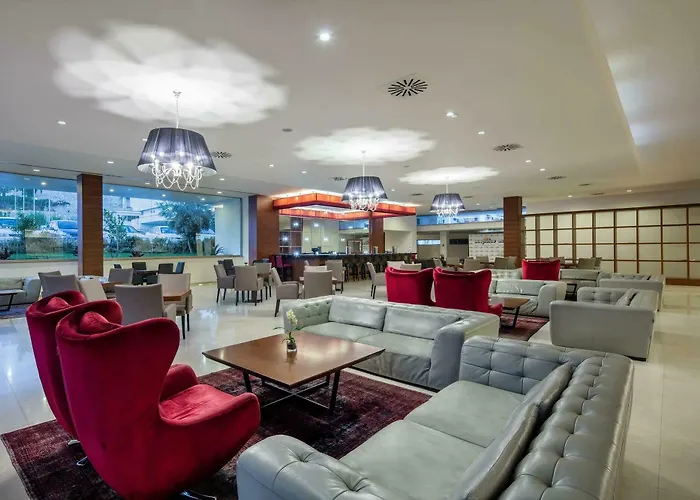 Hotel Cratos Premium Hotel, Casino, Port &