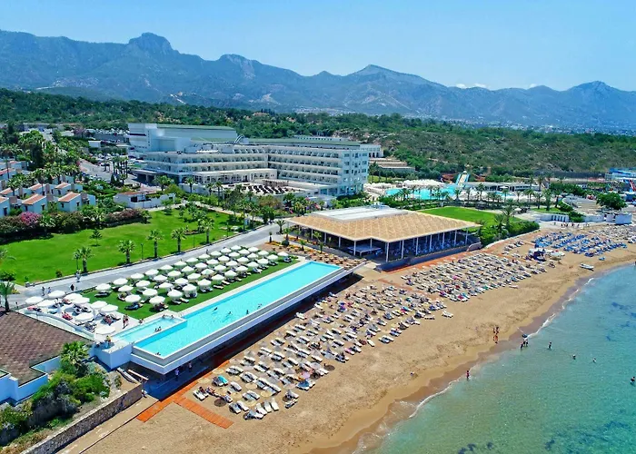 Cratos Premium Hotel, Casino, Port & ホテル 5*