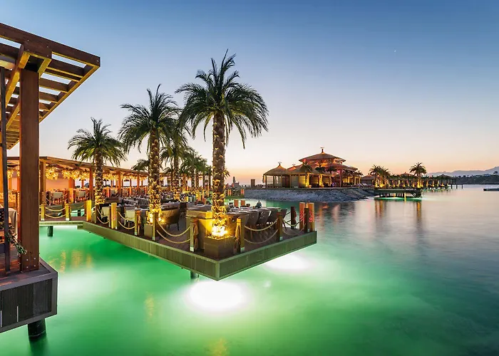 Hotel Cratos Premium Hotel, Casino, Port & Kazaphani