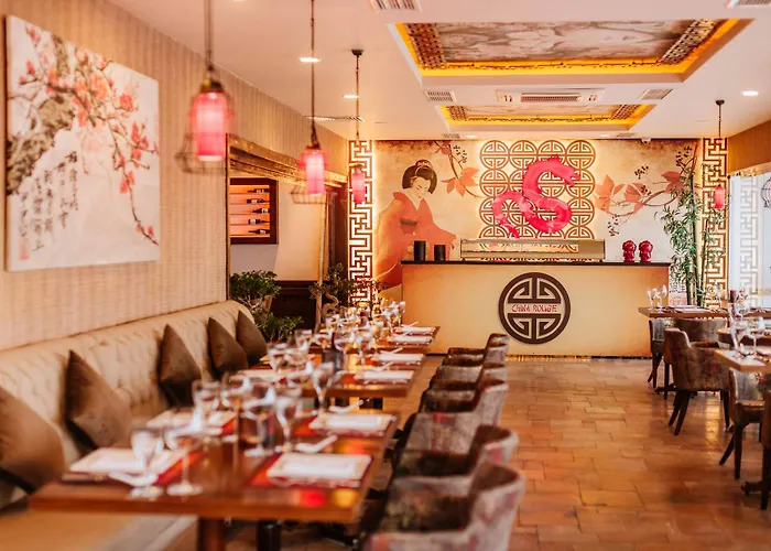 Cratos Premium Hotel, Casino, Port & Hotel