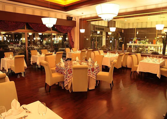 Hotel Cratos Premium Hotel, Casino, Port & Kazaphani